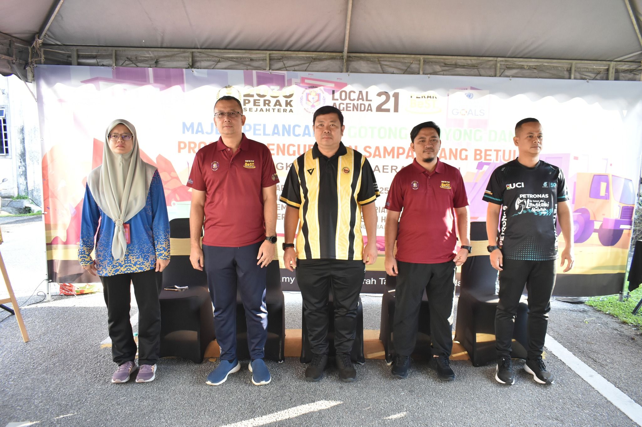 MAJLIS PELANCARAN GOTONG-ROYONG DAN PROGRAM PENGURUSAN SAMPAH YANG BETUL